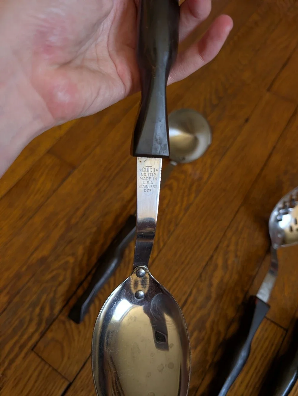 Vintage Cutco Kitchen Serving Utensils – Set of 4 PLUS 2 GENERIC Vintage Pieces